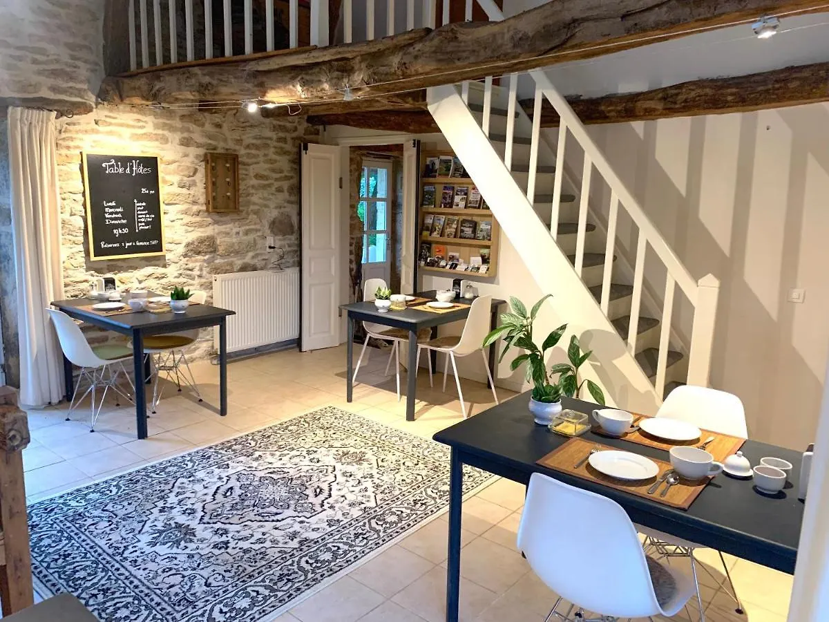 Chambres D'Hotes Pech Blanc Calvignac Bed & Breakfast